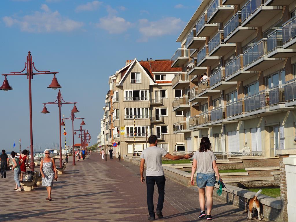Appartement Sur La Digue - De Haan - Le Coq - Silver Beach D2 Bagian luar foto