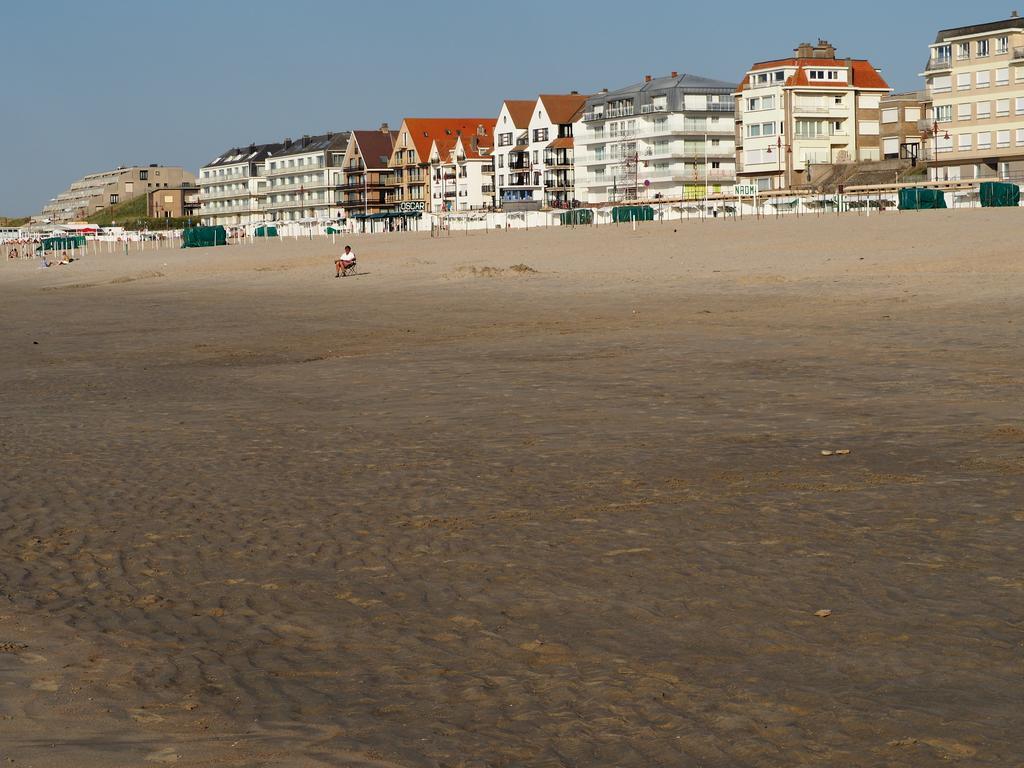 Appartement Sur La Digue - De Haan - Le Coq - Silver Beach D2 Bagian luar foto